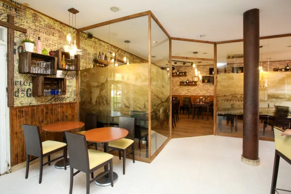 Restaurante Tinto y Leña